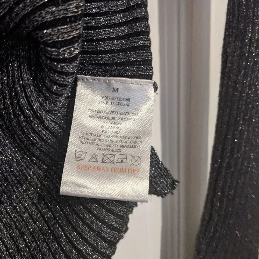 ASOS Brave Soul V-neck Sweater Metallic Thread - Picture 5 of 6